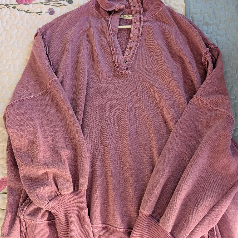 Free People Pink Cozy Sweatshirt with Relaxed Fit